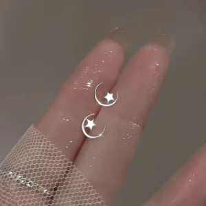 Silver Symmetrical Hollow Star Pentagonal Star Stud Earrings for Fashion Women Fine Jewelry Minimalist Accessories