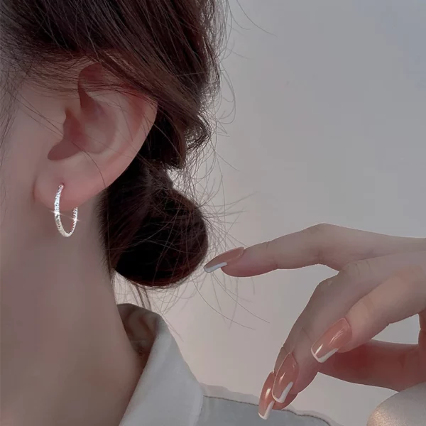 Twist Earrings Shiny Gypsophila Round Earrings Sweet Ear Buckles Ladies Temperament Jewelry Birthday Gifts
