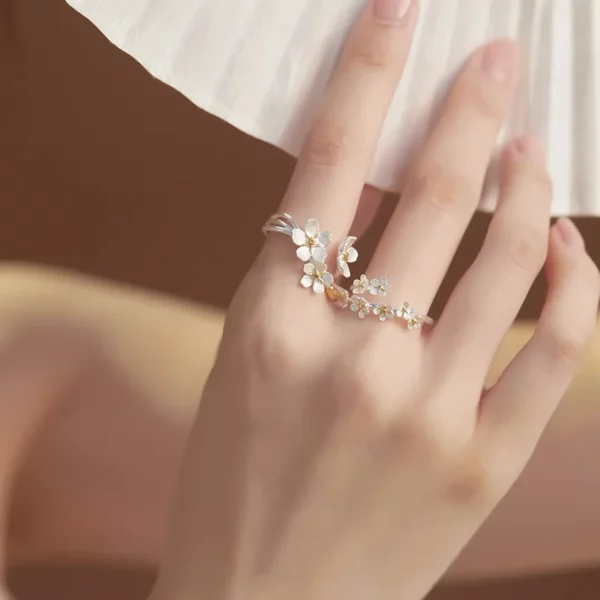 Fashion  Flower Ring Shining Charm Exquisite Flower Ring - Image 2