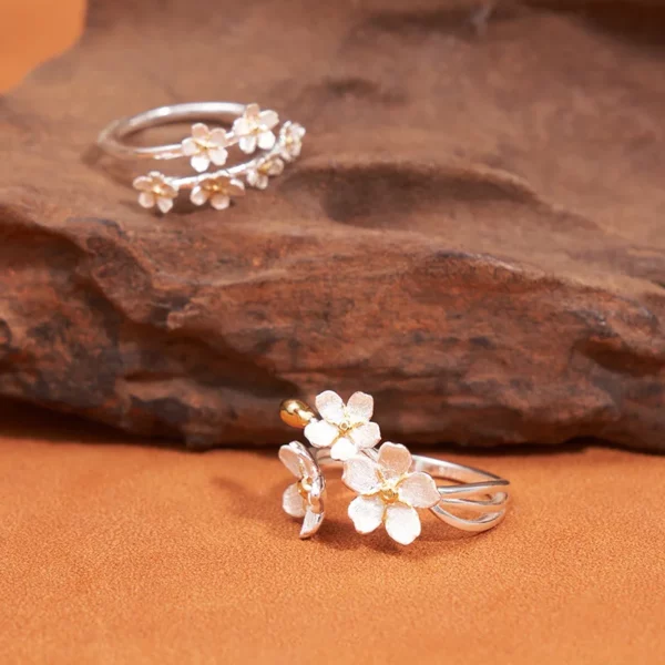 Fashion  Flower Ring Shining Charm Exquisite Flower Ring - Image 4