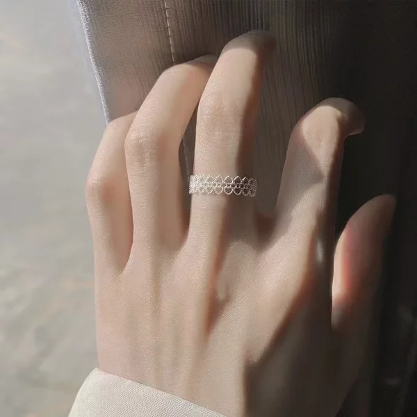 Fashion  Simple Modeling Ring Charming Elegant All Match Women's Ring - Image 4