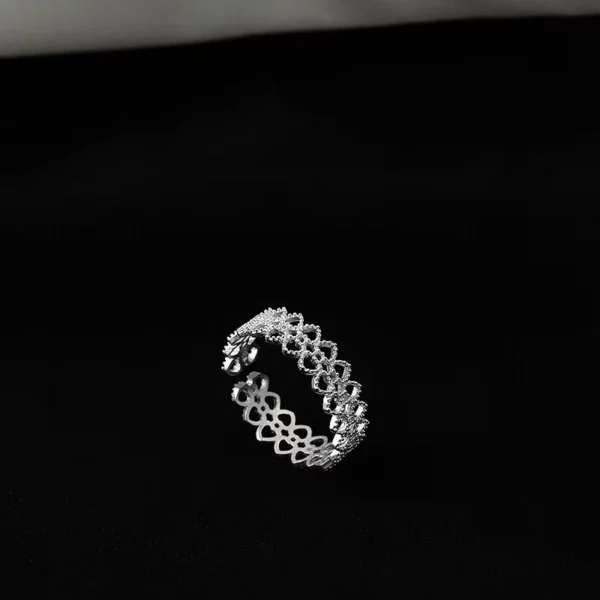 Fashion  Simple Modeling Ring Charming Elegant All Match Women's Ring - Image 5