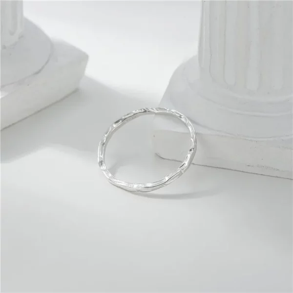 Fashion New  Shiny Ring Simple Stacked Rings Ladies Multifunctional Ring - Image 4