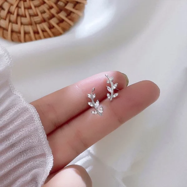 New  Leaf Stud Earrings Shiny Zircon Personality Simple Stud Earrings Female Wedding Party Jewelry Gift - Image 4