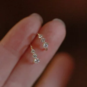 S Plated 18k White  Crystal Stud Earrings